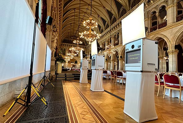 3 Fotoboxen mit Betreuung im Rathaus Wien 1