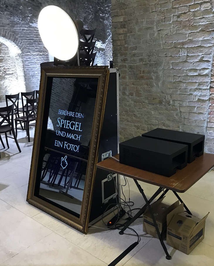 Fotospiegel im klassischen Barock-Rahmen