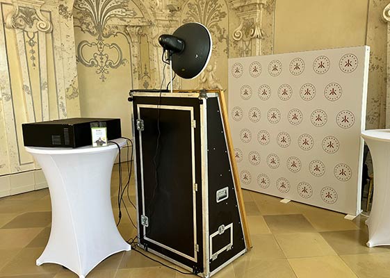 Fotospiegel im Schloss Hof 2
