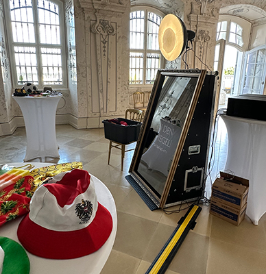 Fotospiegel im Schloss Hof 3
